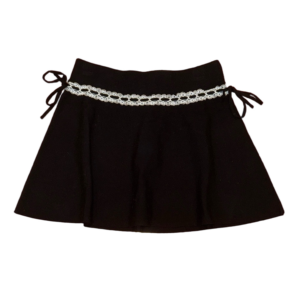 NWT Womenโs Black Skirt with Lace Detail